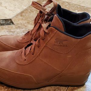 SOREL Women's Evie Sport Lace-Up Lug Sole Booties